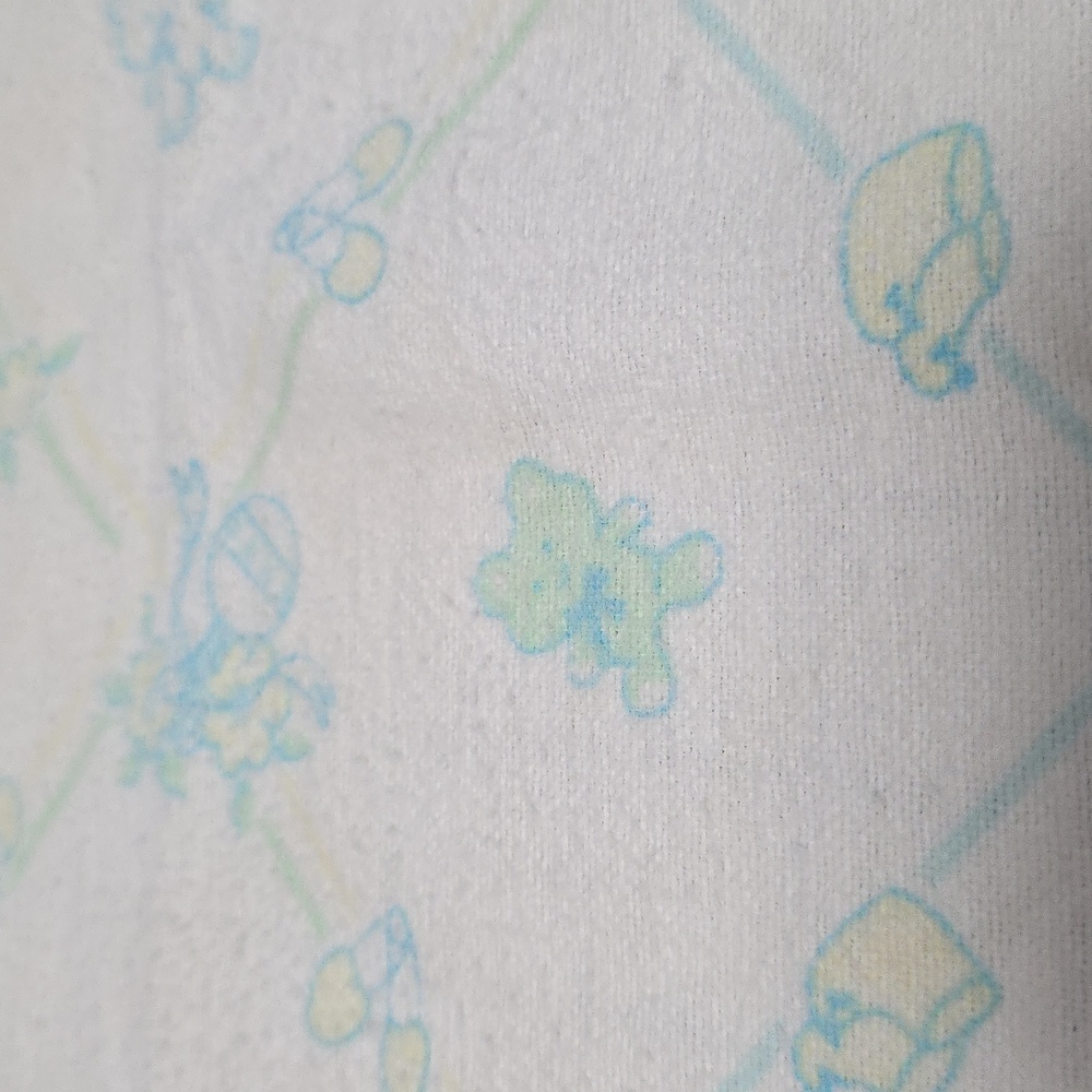 Flannel Cream and Blue Receiving Baby Blanket, 28x32, Preloved - Picture 16 of 16